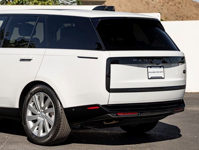 2023 Land Rover Range Rover SE