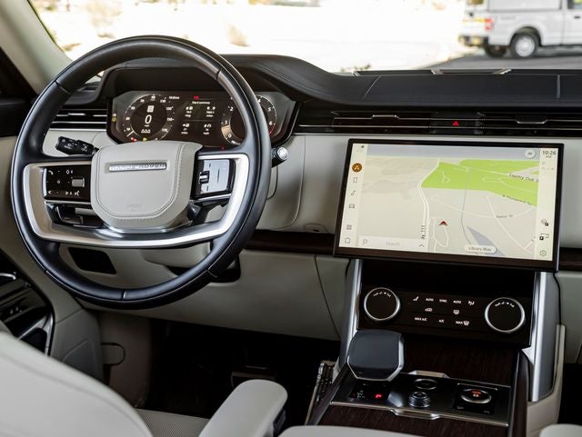 2023 Land Rover Range Rover SE