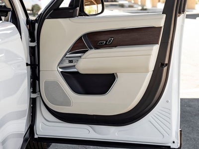 2023 Land Rover Range Rover SE