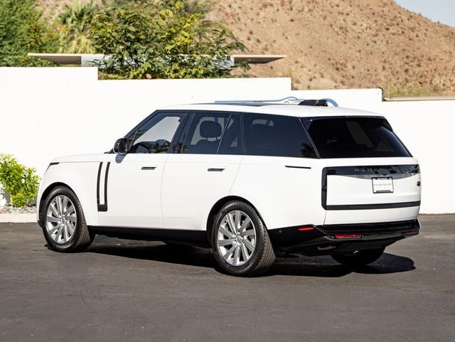 2023 Land Rover Range Rover SE