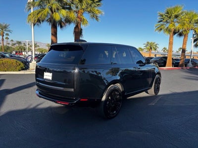 2025 Land Rover Range Rover SE