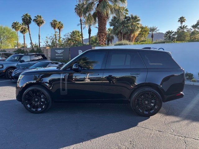 2025 Land Rover Range Rover SE