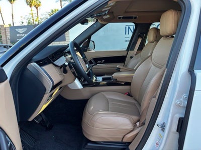 2025 Land Rover Range Rover SE