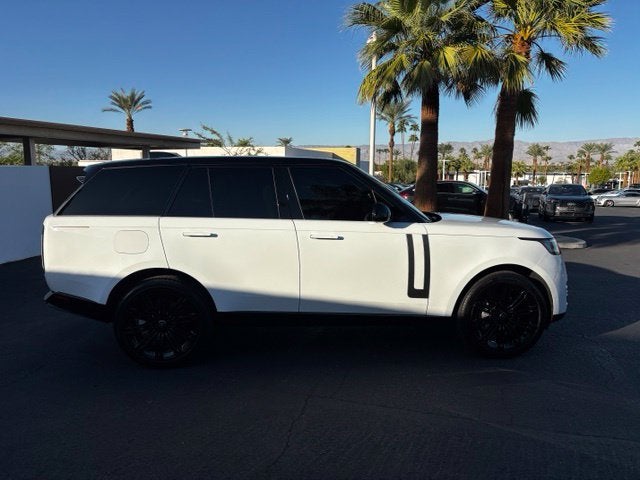 2025 Land Rover Range Rover SE