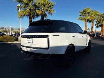 2025 Land Rover Range Rover SE