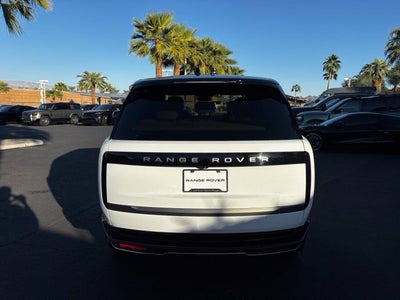 2025 Land Rover Range Rover SE