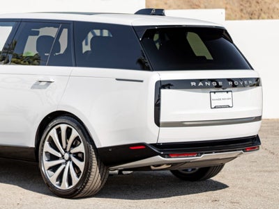 2025 Land Rover Range Rover SE
