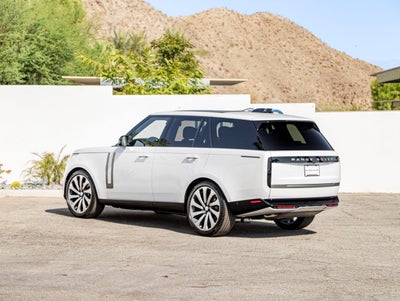 2025 Land Rover Range Rover SE