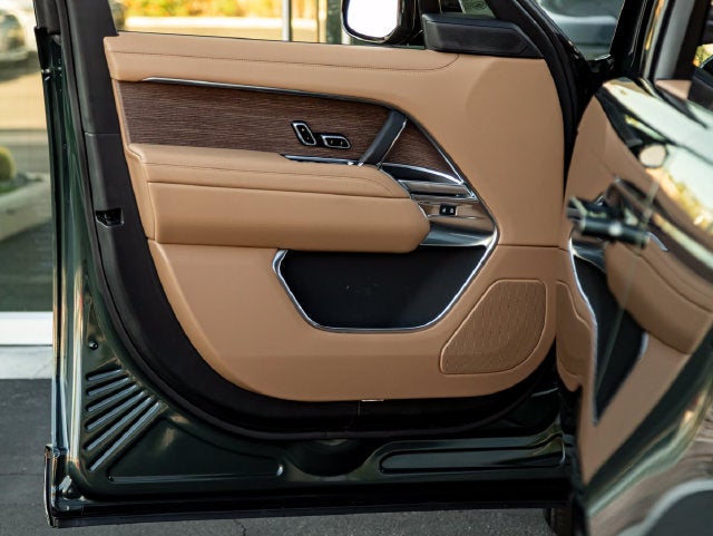 2026 Land Rover Range Rover SE