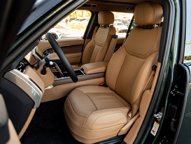 2026 Land Rover Range Rover SE