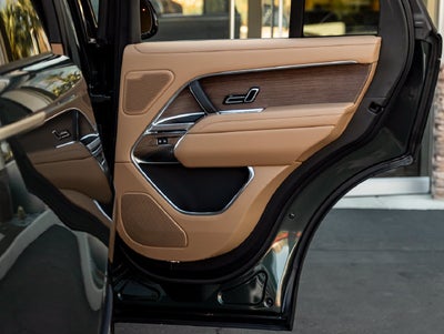 2026 Land Rover Range Rover SE
