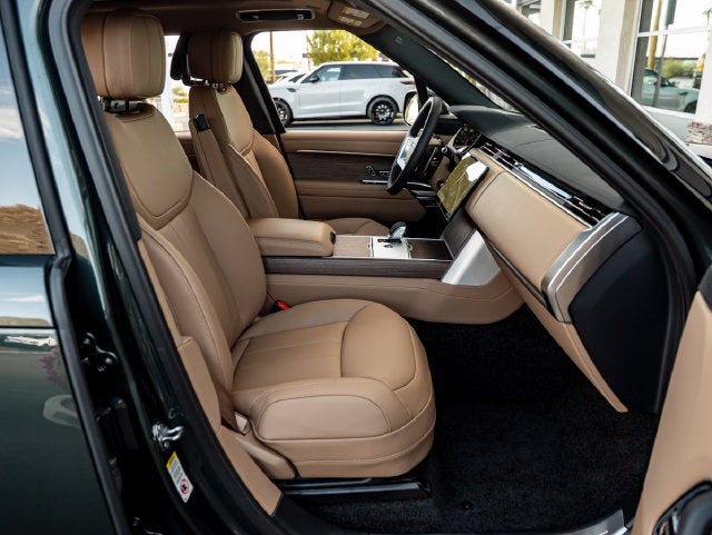 2026 Land Rover Range Rover SE
