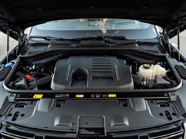 2026 Land Rover Range Rover SE