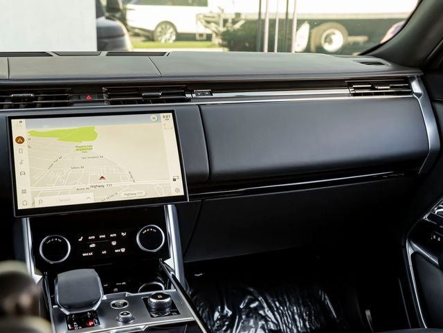 2023 Land Rover Range Rover SE LWB