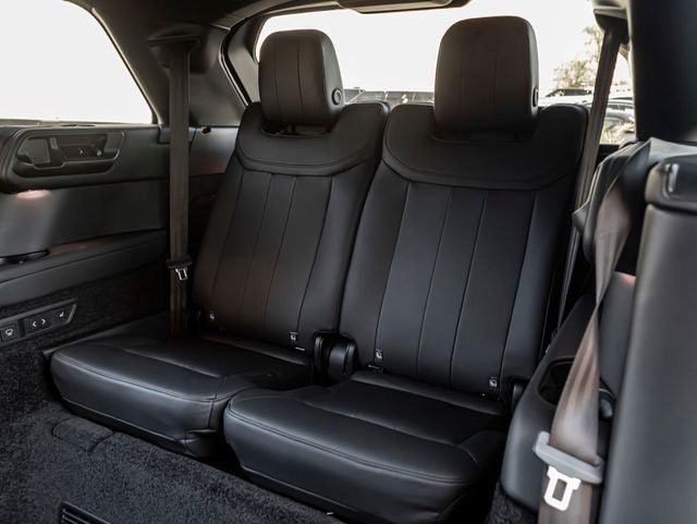 2023 Land Rover Range Rover SE LWB