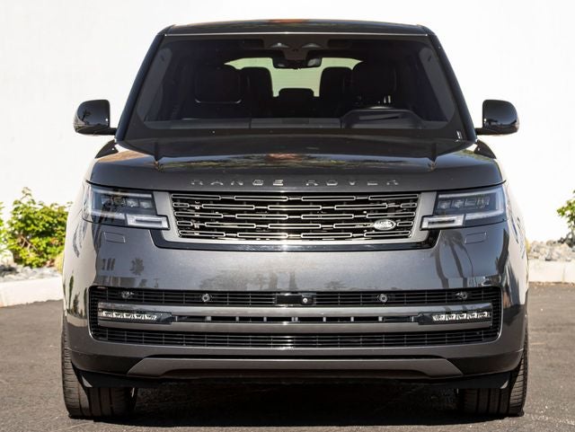 2023 Land Rover Range Rover SE LWB