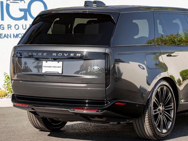2023 Land Rover Range Rover SE LWB