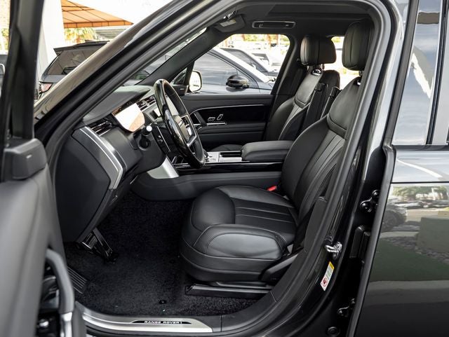 2026 Land Rover Range Rover SE LWB
