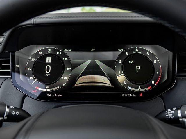 2026 Land Rover Range Rover SE LWB