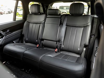 2026 Land Rover Range Rover SE LWB
