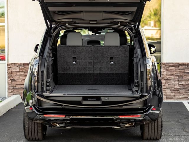 2026 Land Rover Range Rover SE LWB