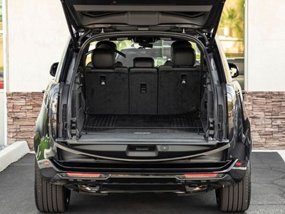 2026 Land Rover Range Rover SE LWB