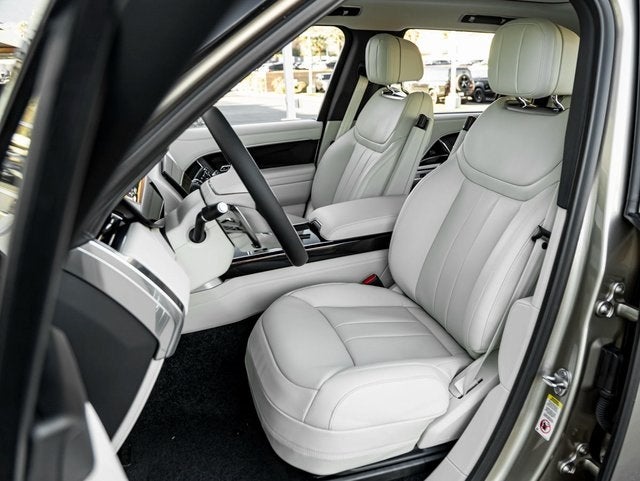 2026 Land Rover Range Rover SE LWB