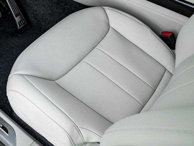 2026 Land Rover Range Rover SE LWB