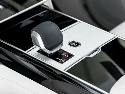 2026 Land Rover Range Rover SE LWB