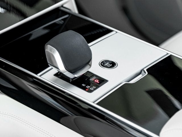 2026 Land Rover Range Rover SE LWB