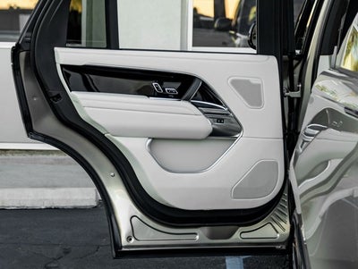 2026 Land Rover Range Rover SE LWB