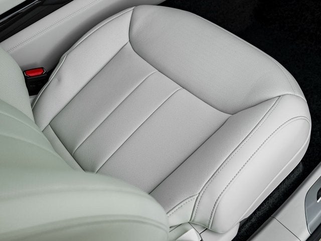 2026 Land Rover Range Rover SE LWB