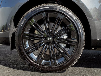 2027 Land Rover Range Rover SE LWB