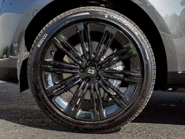 2027 Land Rover Range Rover SE LWB