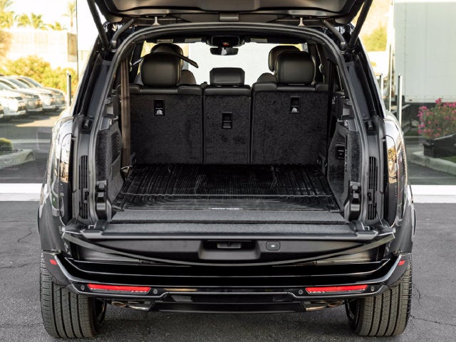 2027 Land Rover Range Rover SE LWB