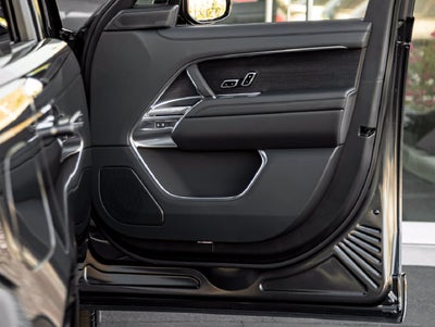 2027 Land Rover Range Rover SE LWB