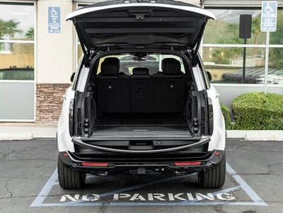 2026 Land Rover Range Rover SE LWB