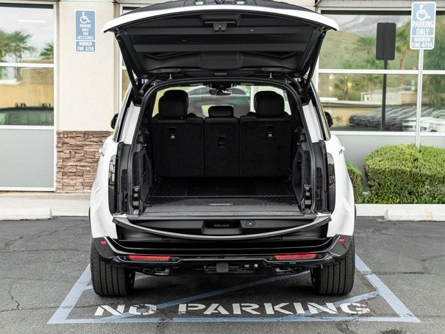 2026 Land Rover Range Rover SE LWB