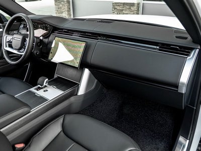 2026 Land Rover Range Rover SE LWB