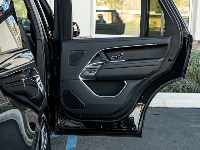 2026 Land Rover Range Rover SE LWB