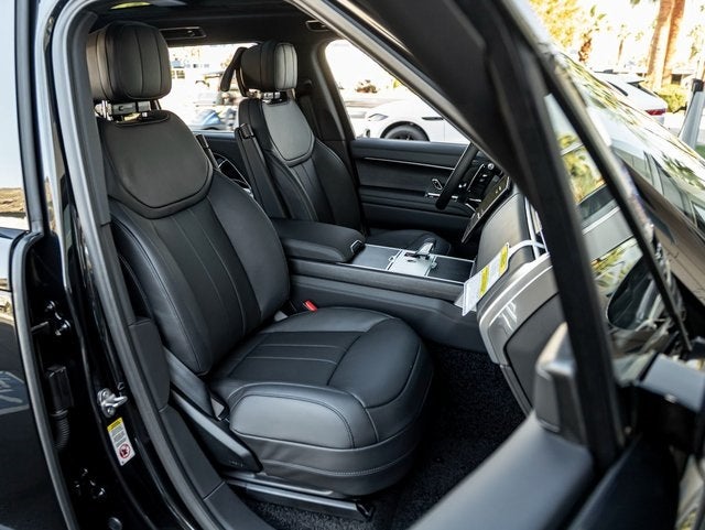 2026 Land Rover Range Rover SE LWB