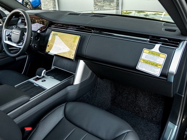 2026 Land Rover Range Rover SE LWB