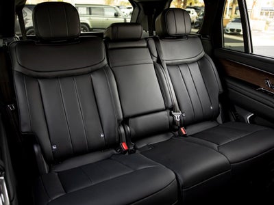 2025 Land Rover Range Rover SE LWB