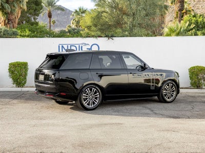 2025 Land Rover Range Rover SE LWB