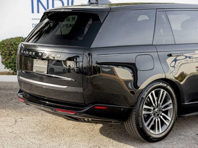 2025 Land Rover Range Rover SE LWB