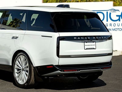 2026 Land Rover Range Rover SE LWB