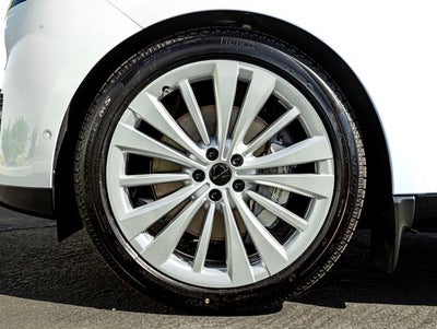 2026 Land Rover Range Rover SE LWB