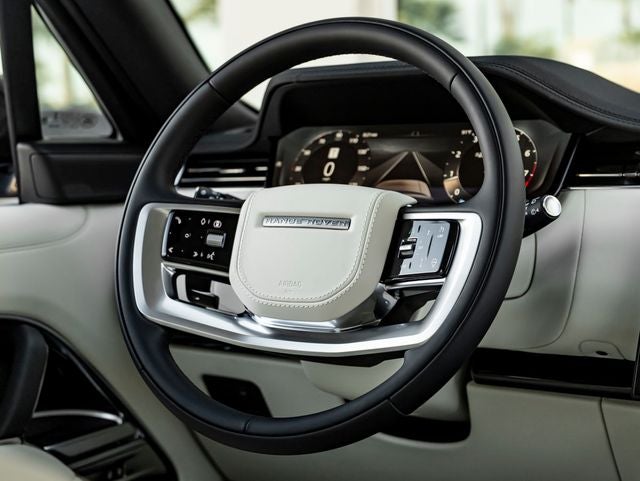 2026 Land Rover Range Rover SE LWB