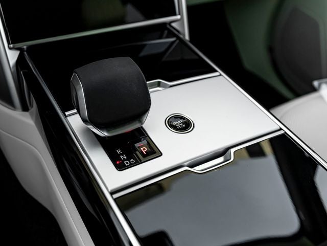 2026 Land Rover Range Rover SE LWB