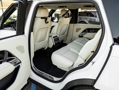 2026 Land Rover Range Rover SE LWB